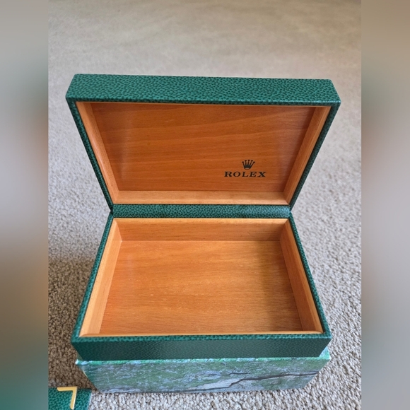Rolex Oyster Green and Brown Decorative Box - Picture 10 of 11